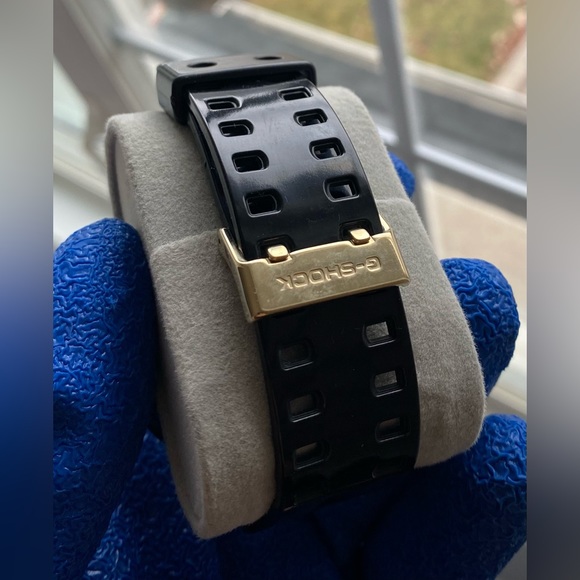 Casio - Gold Skeleton G-Shock - OS - Picture 3 of 4